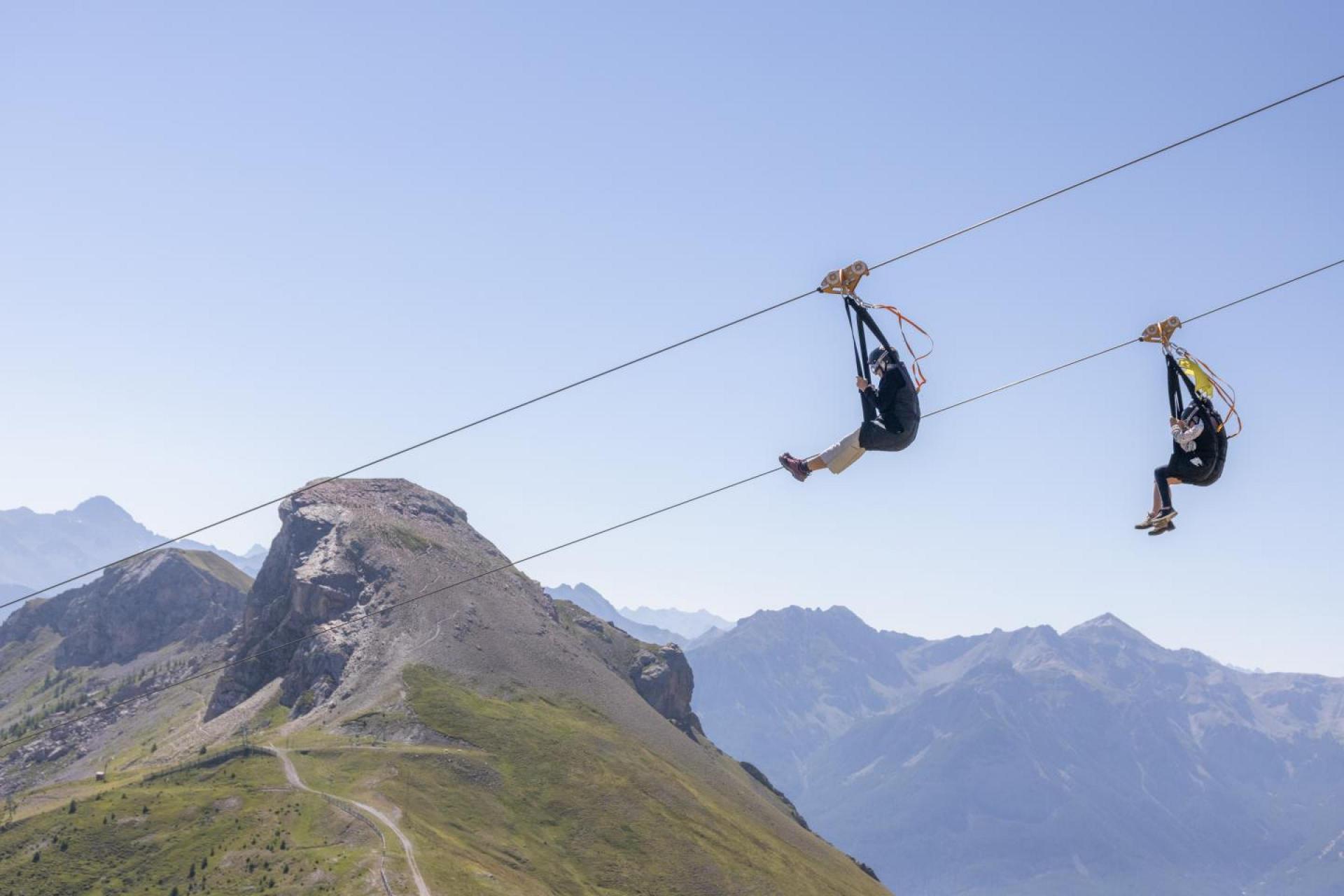 Giant zip line